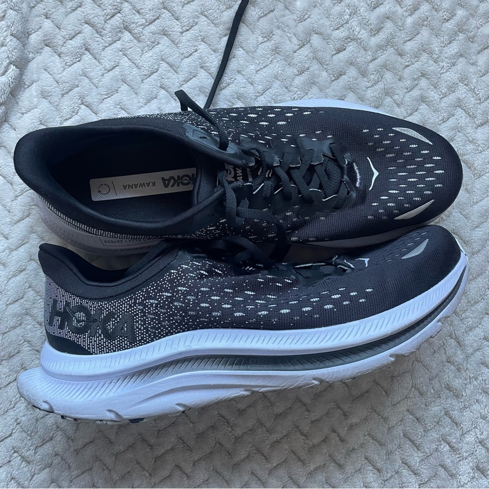 Hoka Kawana  One One Shoes